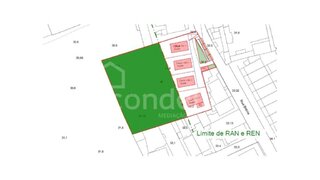 Terreno em Matosinhos · 1563 m² · 420 000 €