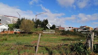 Land for sale in Vila Nova de Gaia, Portugal — €900,000