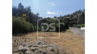Land for sale in Paredes, Portugal — €50,000