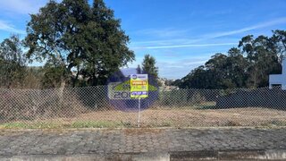 Land for sale in Vila Nova de Gaia, Portugal — €80,000