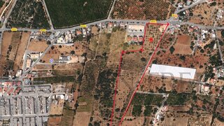 Terreno de 23 400 m² em Faro