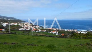 Land for sale in Funchal, Portugal — €170,000