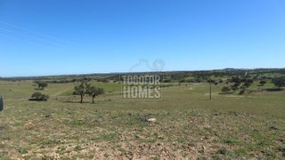 Land for sale in Ourique, Portugal — €548,000