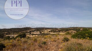 Land for sale in Vila do Bispo, Portugal — €75,000
