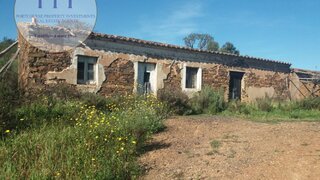 Land for sale in Lagos, Portugal — €1,490,000