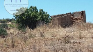 Land for sale in Lagos, Portugal — €525,000