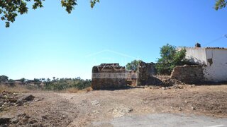Land for sale in Loulé, Portugal — €55,000