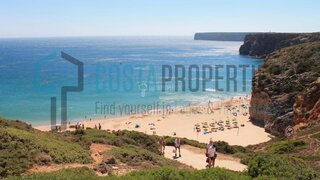 Land for sale in Vila do Bispo, Portugal — €610,000