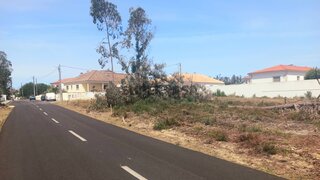 Terreno em Leiria · 1580 m² · 70 000 €