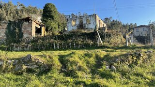 Land for sale in Monção, Portugal — €65,000