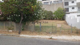 Land for sale in Odivelas, Portugal — €180,000