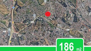 Terreno para venda em Almada, Portugal — 160 000 €