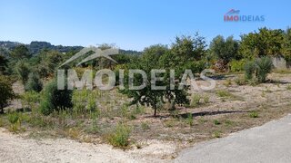 Terreno para venda em Ourém, Portugal — 35 000 €