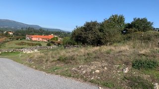 Terreno para venda em Paredes de Coura, Portugal — 32 000 €