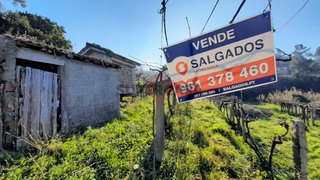 Land for sale in Melgaço, Portugal — €25,000