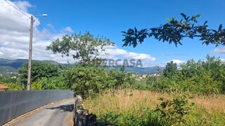 Land for sale in Arcos de Valdevez, Portugal — €109,000
