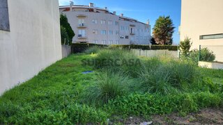 Land for sale in Vila Nova de Gaia, Portugal — €130,000
