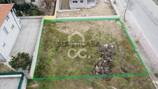Land for sale in Chaves, Portugal — €67,000