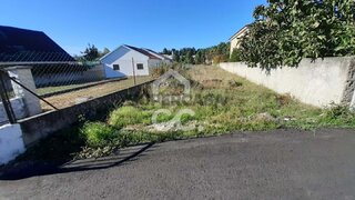 Land for sale in Chaves, Portugal — €95,000