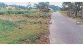 Terreno · 930 m² · 3570 €