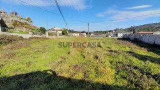 Land for sale in Valença, Portugal — €19,500