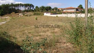 Terreno em Vila Real · 2900 m² · 95 000 €