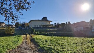 Land for sale in Vila Nova de Famalicão, Portugal — €295,000