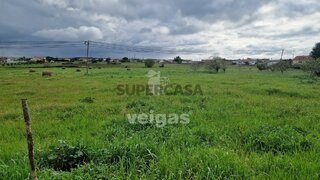 Terreno em Leiria · 1850 m² · 145 000 €