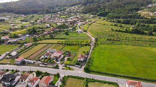 Terreno para venda em Valença, Portugal — 55 000 €