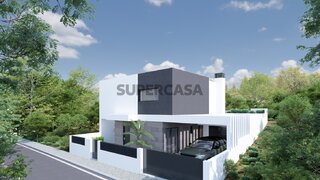 Land for sale in Odivelas, Portugal — €185,000