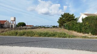 Land for sale in Benavente, Portugal — €80,000