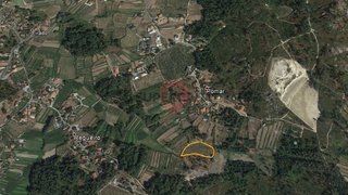 Land for sale in Monção, Portugal — €40,000