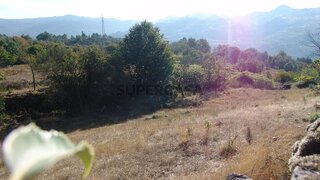 Terreno em Vila Real · 1350 m² · 37 000 €