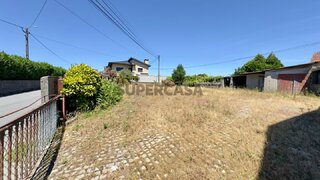 Land for sale in Vila Nova de Famalicão, Portugal — €77,500
