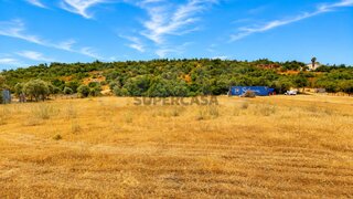 Land · 4,070 m² · €37,000