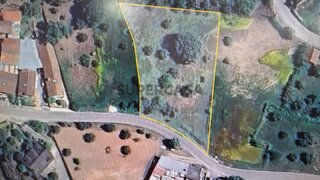 Terreno para venda em Ourém, Portugal — 21 000 €