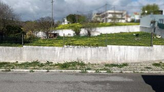 Land for sale in Loures, Portugal — €450,000