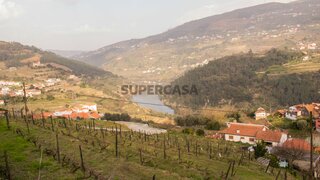Terreno para venda em Mesão Frio, Portugal — 70 000 €