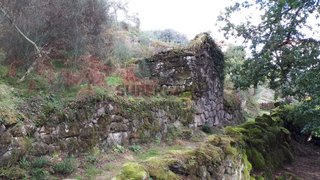 Land for sale in Arcos de Valdevez, Portugal — €36,500