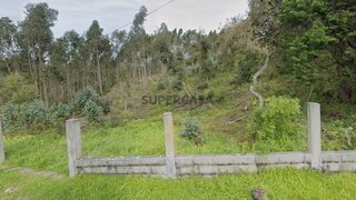 Terreno em Leiria · 1580 m² · 58 000 €