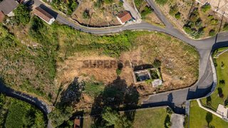 Terreno em Ponte de Lima · 1660 m² · 220 000 €
