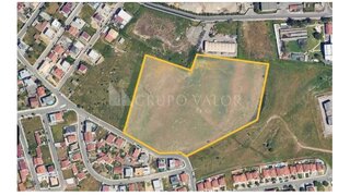 Land for sale in Cascais, Portugal — €3,950,000