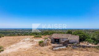 Terreno em Albufeira · 7897 m² · 580 000 €