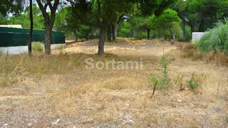 Land for sale in Loulé, Portugal — €1,975,000
