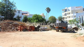 Land for sale in Lagoa, Portugal — €875,000