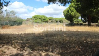 Land for sale in Loulé, Portugal — €325,000