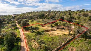 Land for sale in Loulé, Portugal — €250,000