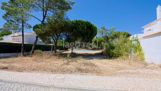 Land for sale in Loulé, Portugal — €1,775,000