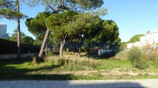 Land for sale in Loulé, Portugal — €1,975,000