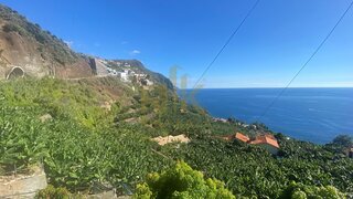 Land for sale in Calheta (Madeira), Portugal — €425,000